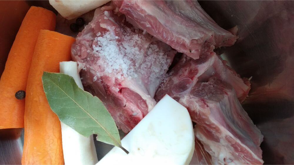 vegetables and meat inside instant pot - sorrel soup