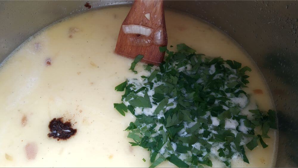 cream and parsley inside instant pot